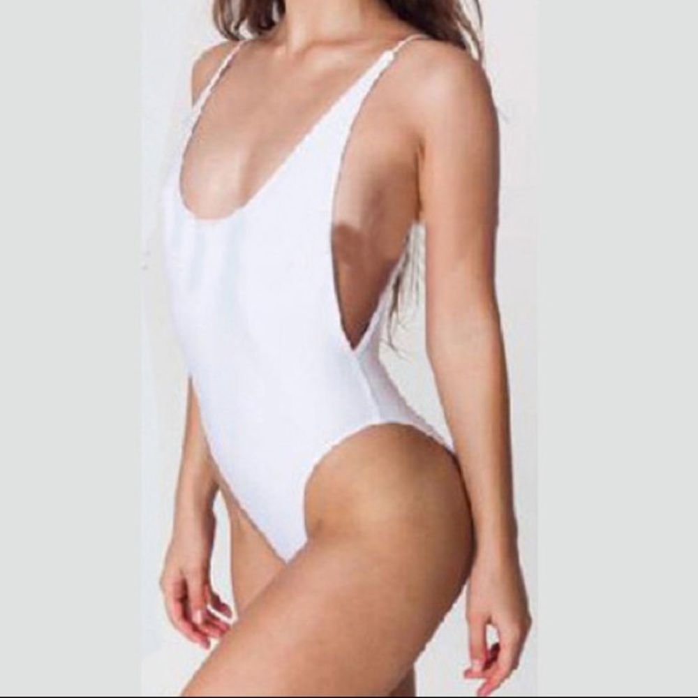 SALE 🌸 White one piece bikini